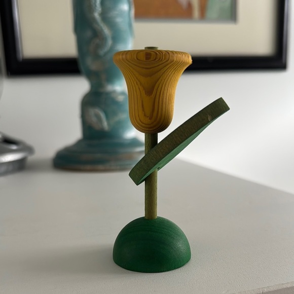 Green and Yellow Wooden Vintage Tulip Sculpture by Aarikka - Picture 1 of 5